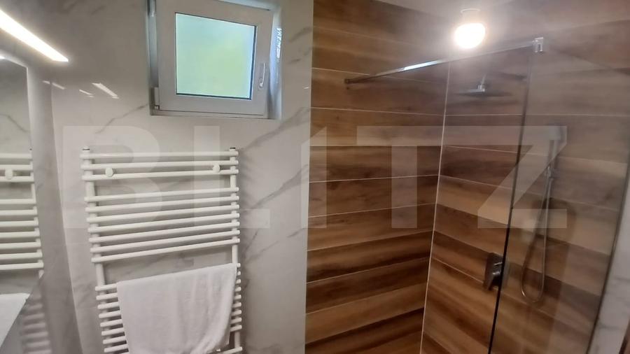 Casă individuală cu 4 camere cu Canalizare în Livezeni