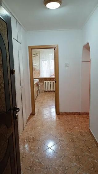 Apartament cu 2 camere decomandat în Militari