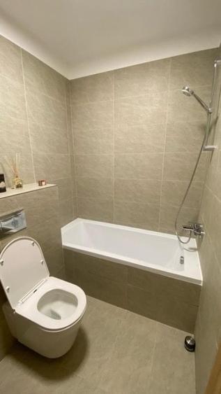 Apartament cu 3 camere decomandat, mobilat în P-ta Presei Libere
