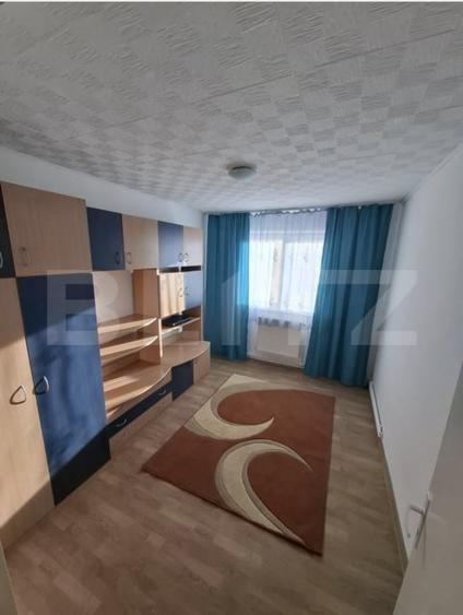 Apartament cu 2 camere semidecomandat, mobilat în Sud-Est