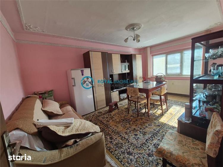 Apartament cu 2 camere decomandat în Cantacuzino