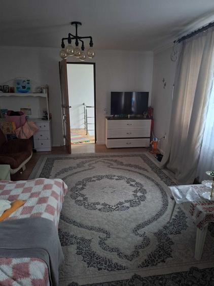 Casă cu 4 camere în Vulcan