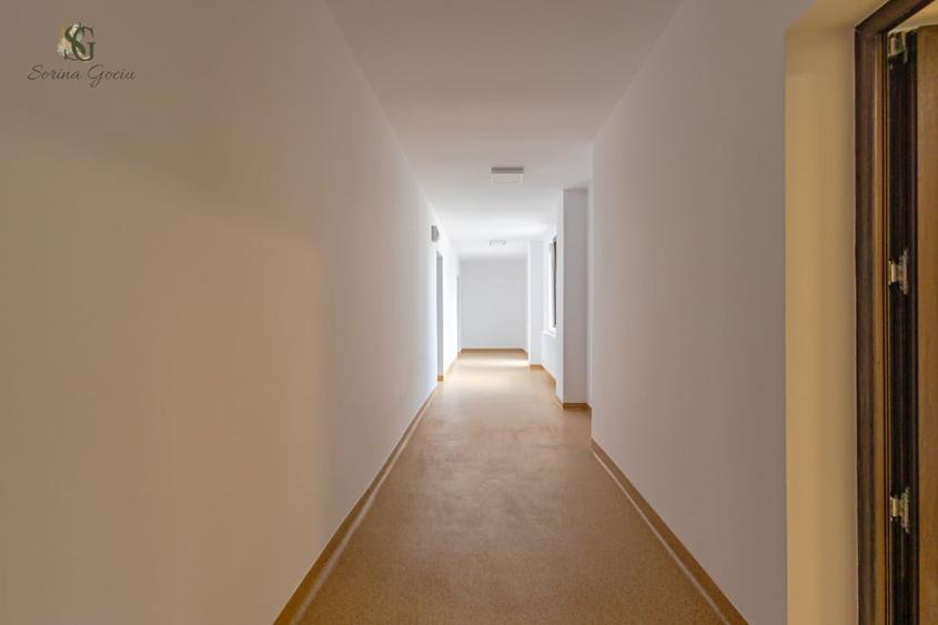 Spațiu comercial, de 720 mp, în Central