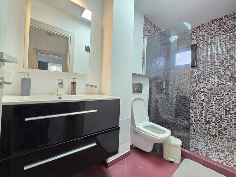 Apartament cu 2 camere semidecomandat în Mazepa 1