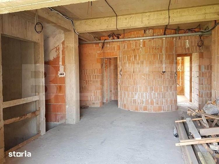 Spațiu comercial, de 1,500 mp, în Aurel Vlaicu