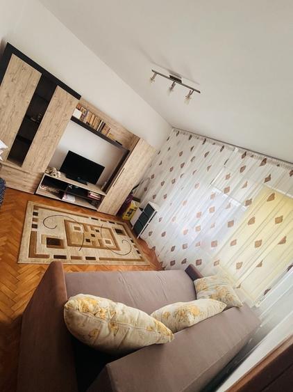 Apartament cu 2 camere în Palazu Mare