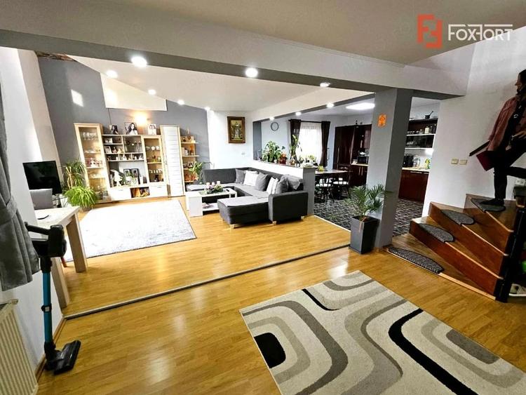 Casă cu 4 camere cu Teren 468 Mp în Central
