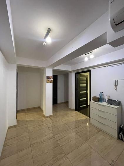 Apartament 3 camere, 105 mp, zona Bariera Valcii - 12
