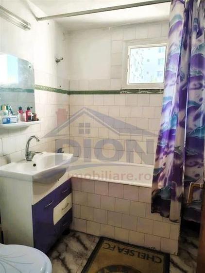 Apartament cu 3 camere semidecomandat, mobilat în Drumul Taberei