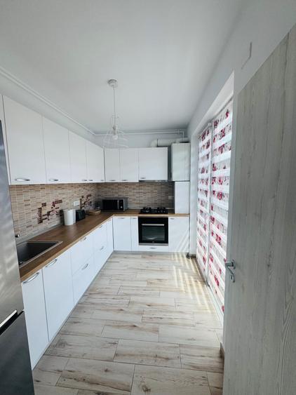 Apartament cu 2 camere decomandat în Soarelui