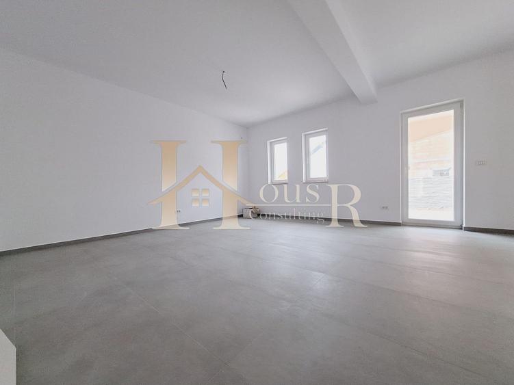 Duplex cu 4 camere cu Canalizare în Moșnița Nouă