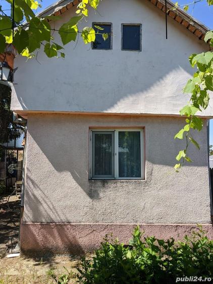 Casă cu 3 camere cu Teren 734 Mp în Ghercești