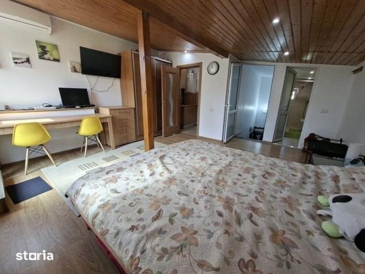 Casă cu 3 camere cu Teren 1600 Mp în Central