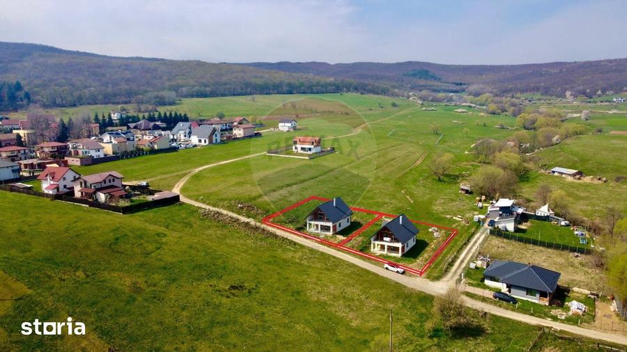 Casă cu 4 camere cu Teren 800 Mp în Gilău