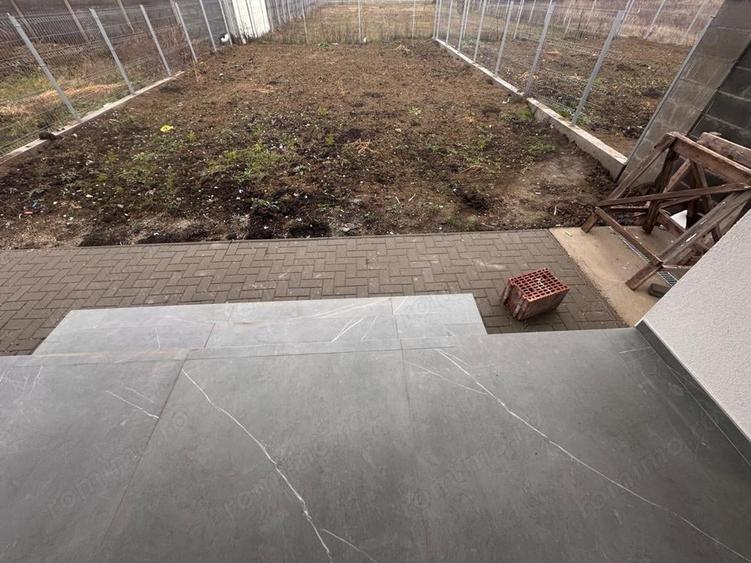 Casă cu 3 camere cu Teren 395 Mp în Covaci