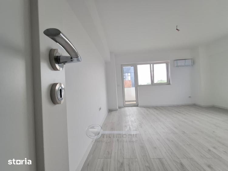Apartament cu 3 camere decomandat în Galata