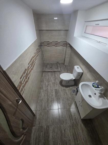 Spațiu comercial, de 210 mp, în Central