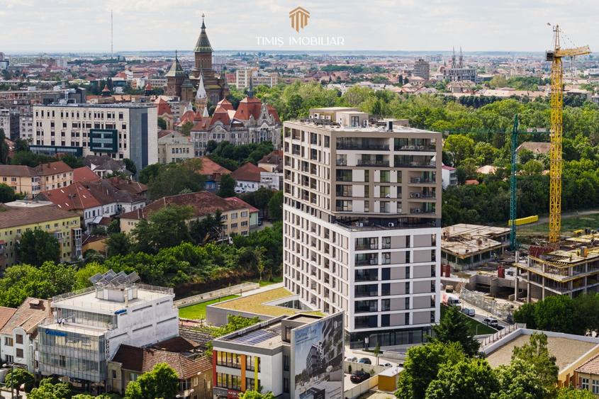 Spațiu comercial, de 53.599998474121 mp, în Central