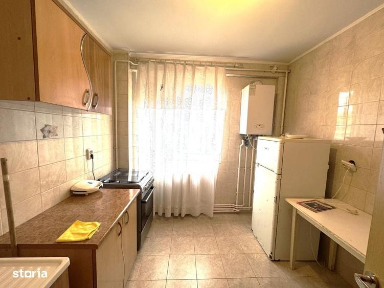 Apartament 2 camere semidecomandate Mazepa 1 pret 300euro/luna - 1