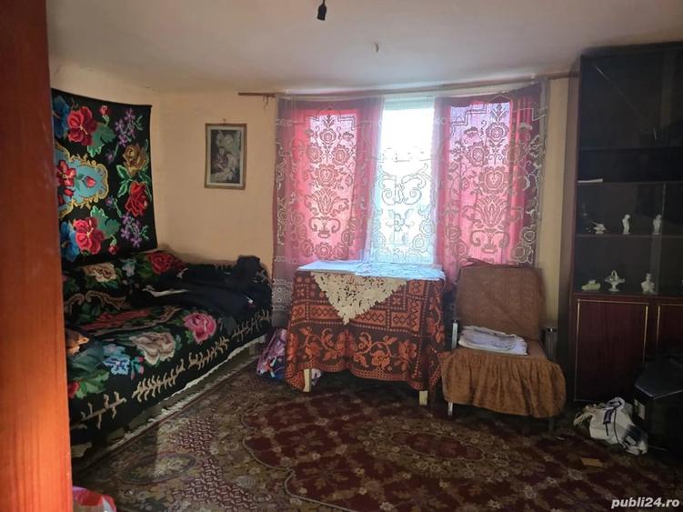 Casă cu 6 camere cu Teren 1400 Mp în Chitid