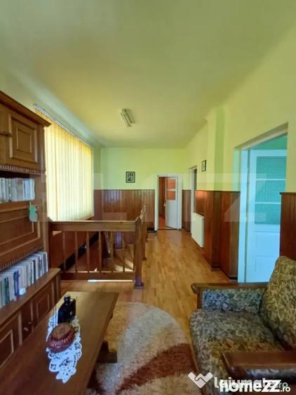 Casă cu 5 camere cu Teren 248 Mp în Turda