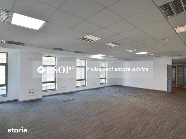 Spațiu comercial, de 300 mp, în Romană