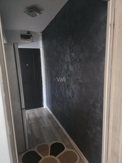 Inchiriez apartament