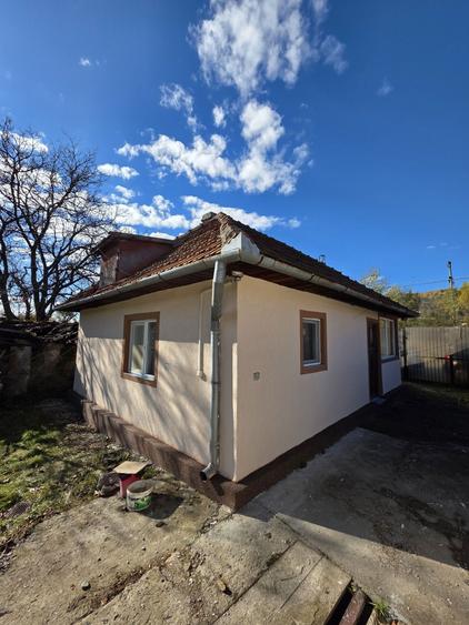 Casă cu 2 camere în Cimpa