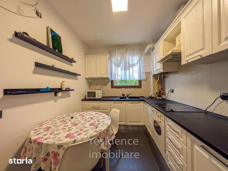 Casă cu 4 camere cu Teren 360 Mp în Borhanci