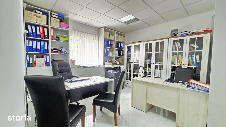 Spațiu comercial, de 40 mp, în Central
