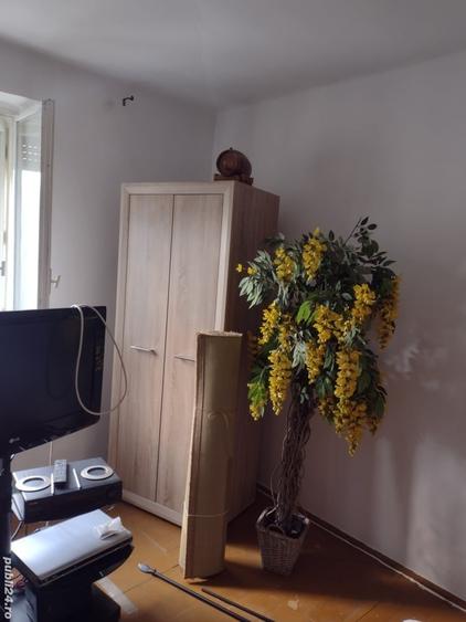 Casă cu 3 camere în Central