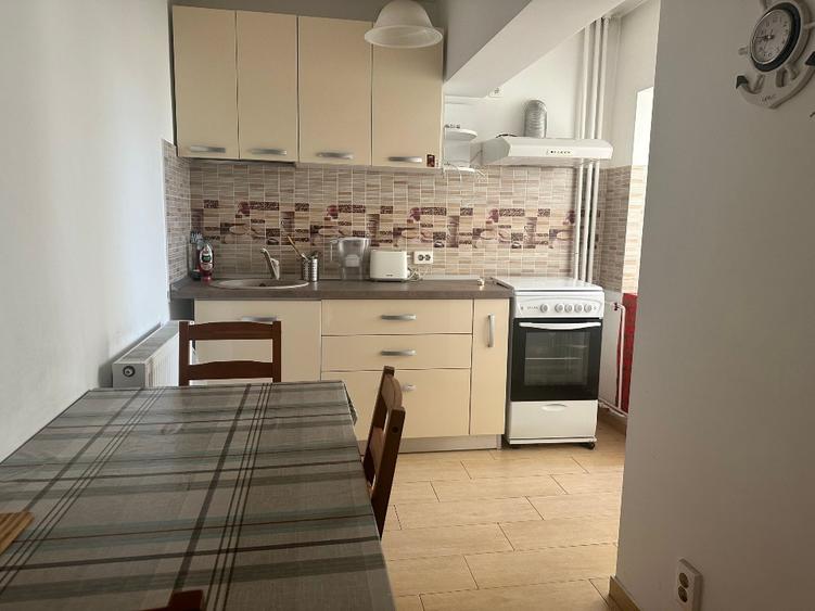 Inchiriez apartament 2 camere Bd. Unirii Bucuresti - 1