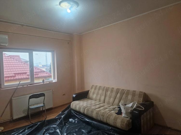 Garsonieră decomandată în Fundeni