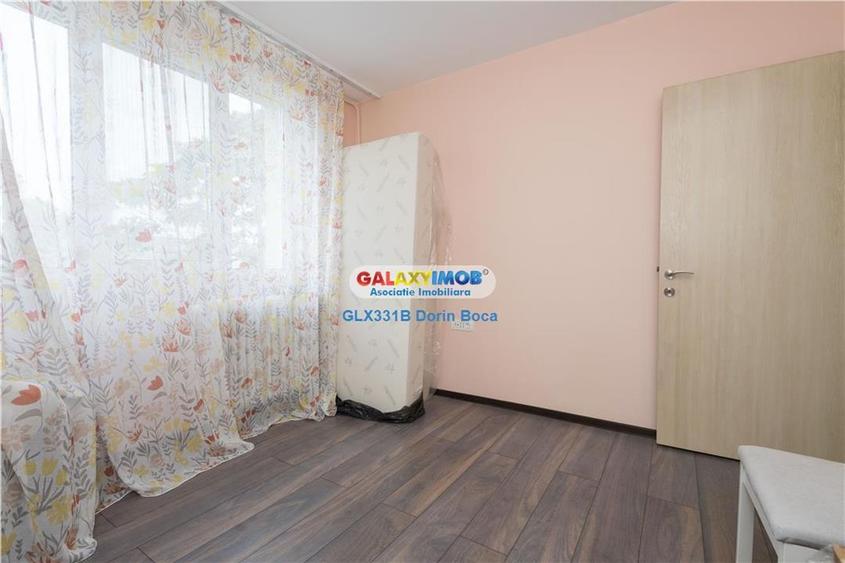 Apartament cu 3 camere decomandat în Ozana