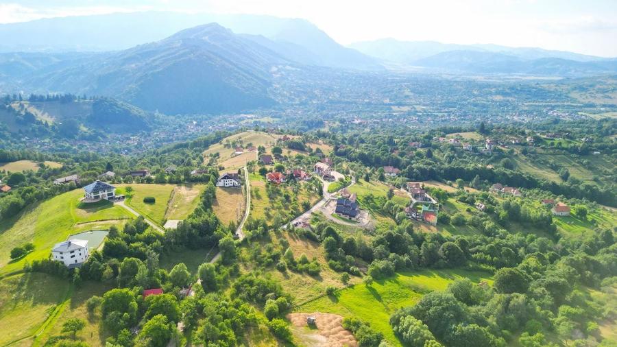 Teren Construcții intravilan de 2307 mp, în Bran