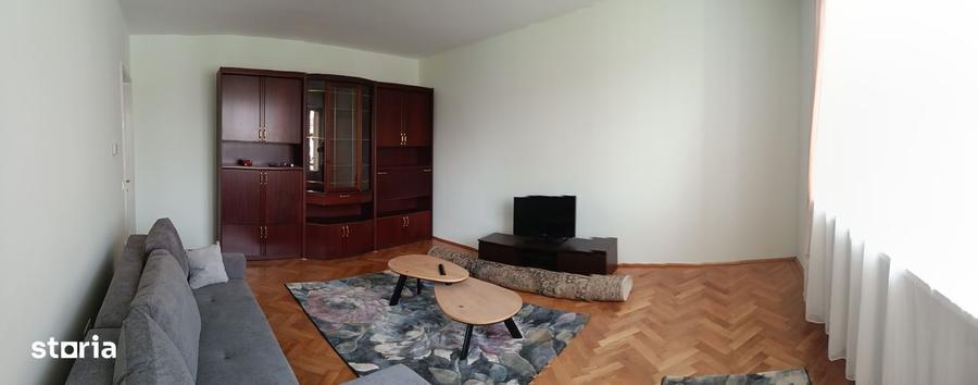 Apartament cu 2 camere decomandat în Trei Stejari