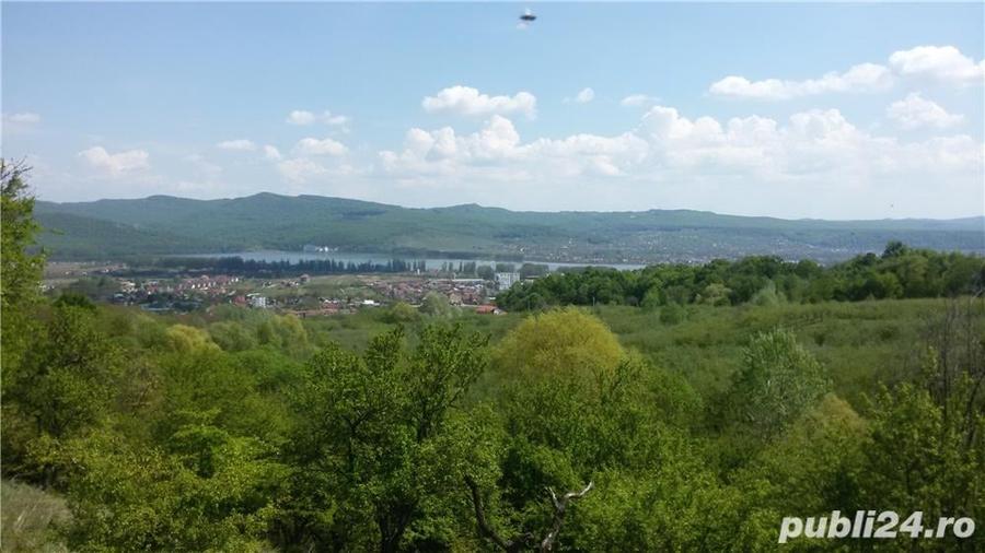 Teren de 950 mp, în Dealul Malului