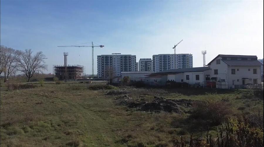 Teren Construcții intravilan de 6501 mp, în Central