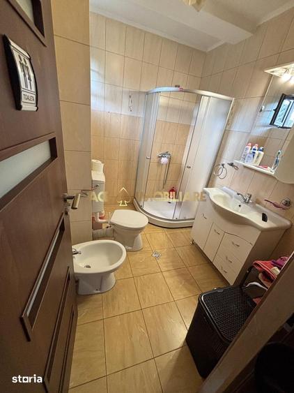 Vila de inchiriat | Vitan | 7 Camere | Centrala | Curte Proprie - 2