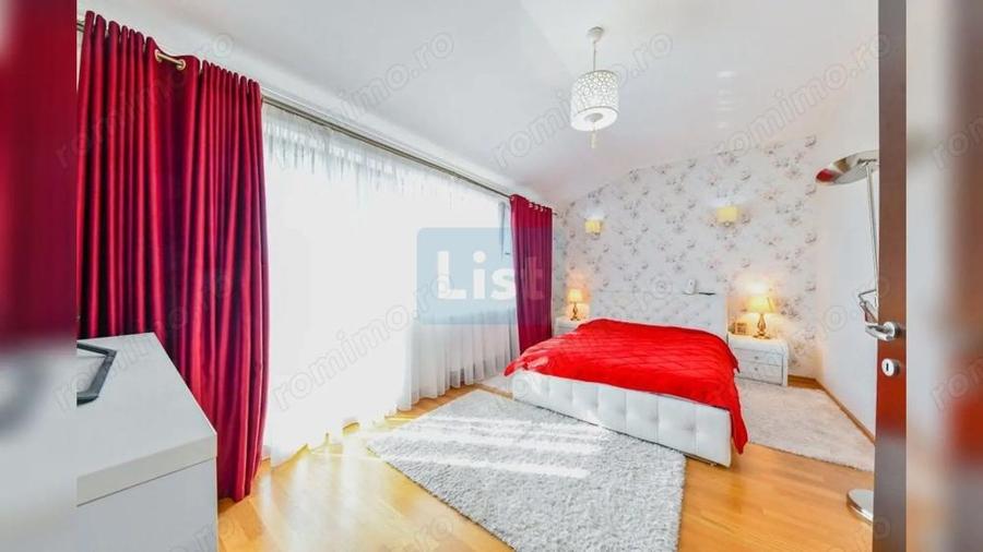 Casă cu Teren 452 Mp în Gheorgheni