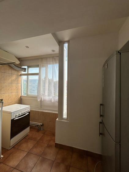 Apartament cu 3 camere în Ultracentral