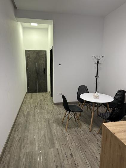 Spațiu comercial, de 20 mp, în Șelimbăr