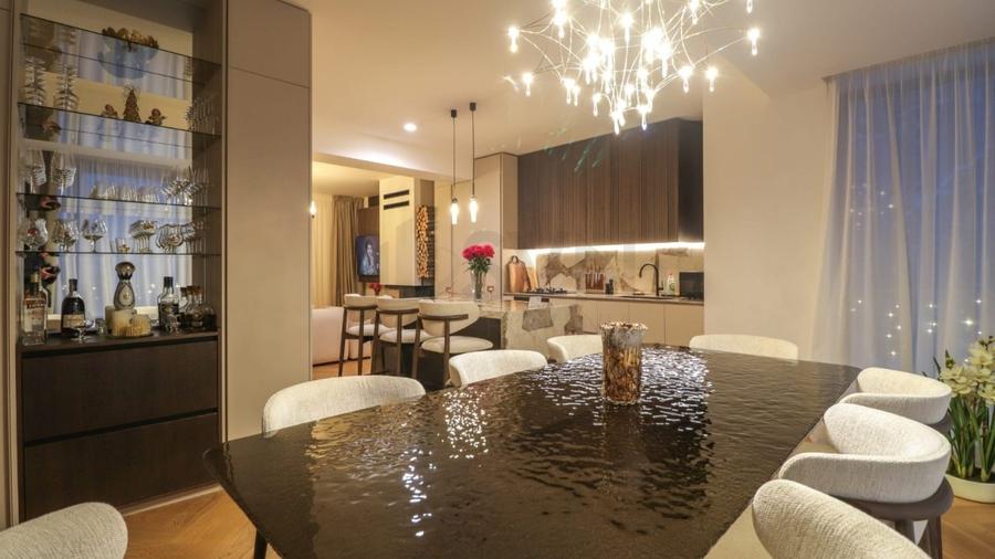 Apartament cu 3 camere decomandat, mobilat în Central