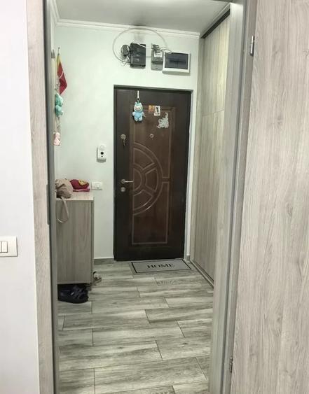 Apartament cu 2 camere semidecomandat, mobilat în 1 Decembrie 1918