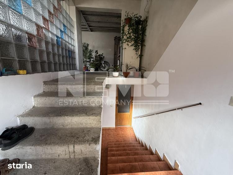 Casă cu 5 camere cu Teren 500 Mp în Central