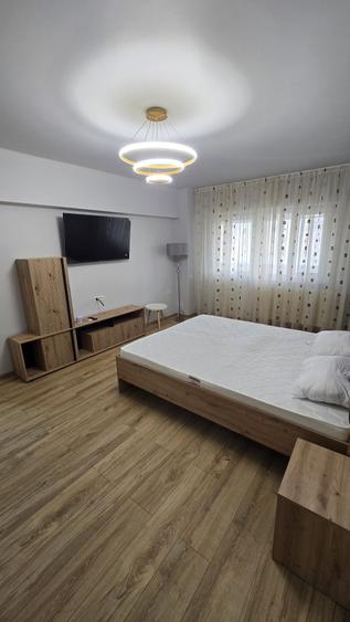 Garsonieră decomandată în Tineretului