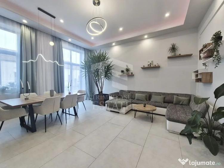Apartament cu 2 camere semidecomandat în P-ța Maria