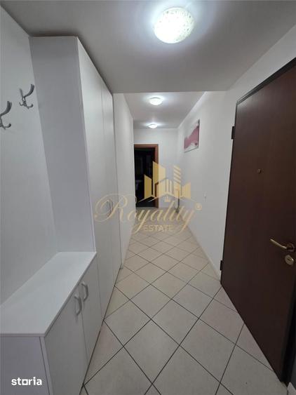 Apartament cu 3 camere decomandat, mobilat în Aradului