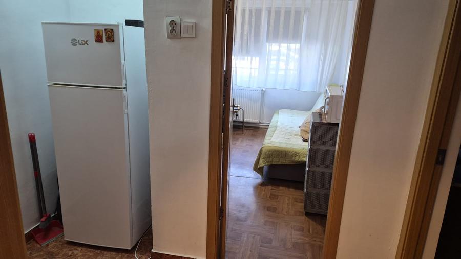 Garsonieră decomandată, mobilată în Inel II