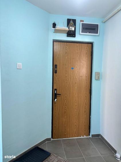 Apartament cu 2 camere decomandat în Tractorul